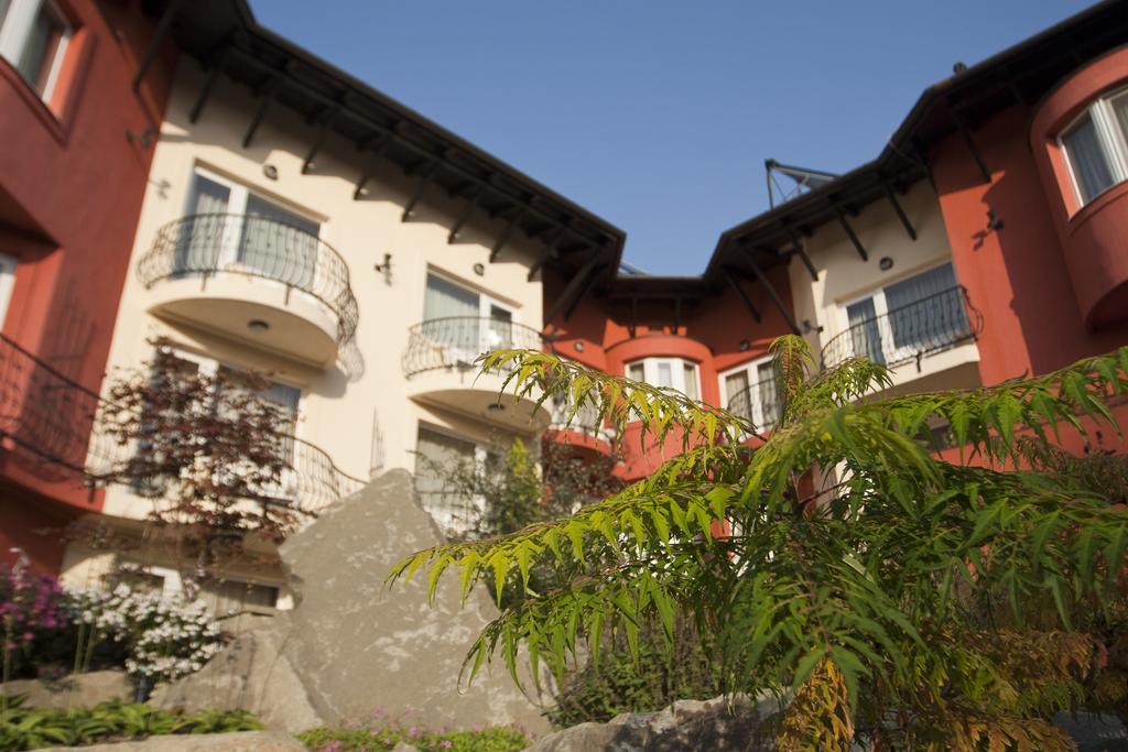 Szonyi Garden Hotel Pest Budapest Ngoại thất bức ảnh