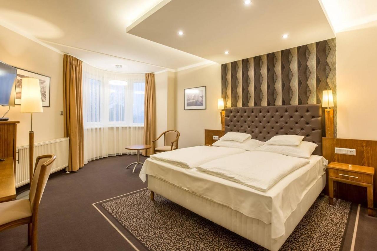 Szonyi Garden Hotel Pest Budapest Ngoại thất bức ảnh